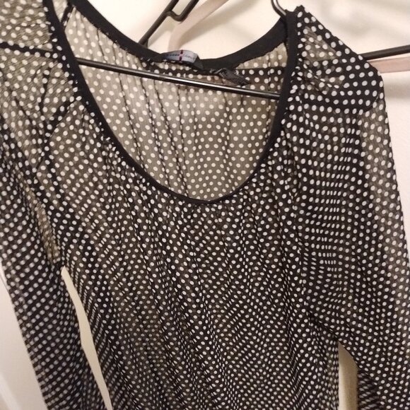 New York & Company Sheer Polka Dot Top Size Large - Picture 1 of 4